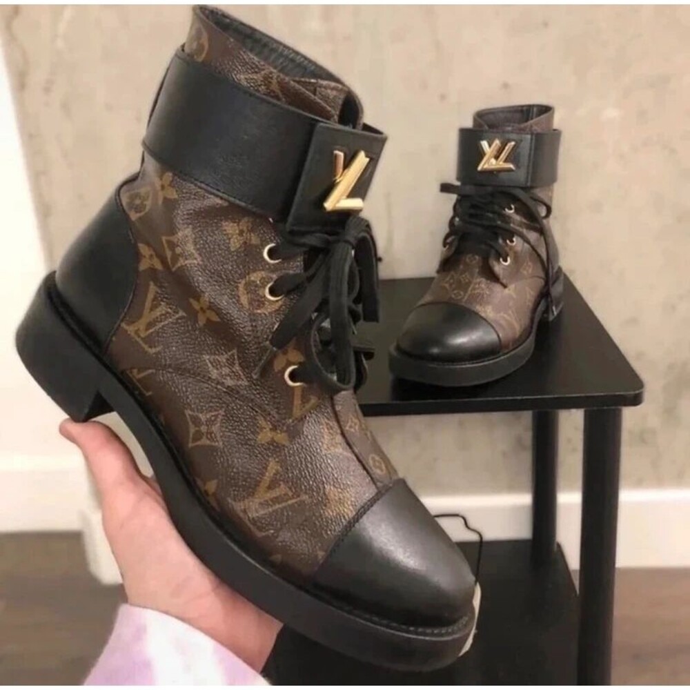 Louis Vuitton Wonderland Flat Ranger Boot Fall 2026 Autumn Vibes #036